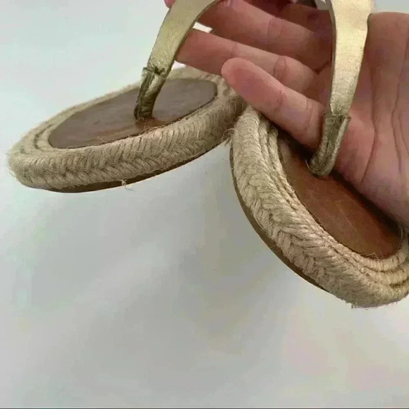Anna Luz sandals size 6 37 tan gold leather t-strap Espadrilles beach resort - Picture 11 of 13